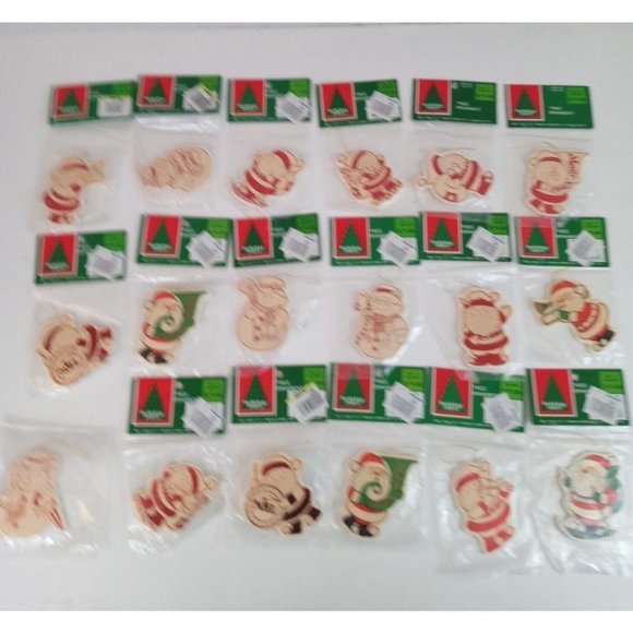 Vintage Lot Of 18 Holiday Trim Foam Tree Ornament Santa Snowman 2 7/8" - Picture 8 of 8